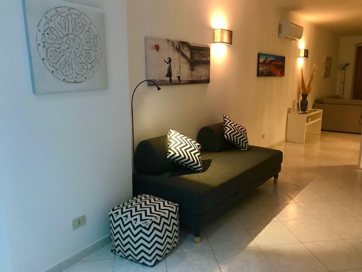 La Casa Nel Corso Apartment Cagliari Luaran gambar